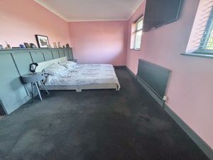 Bedroom- click for photo gallery